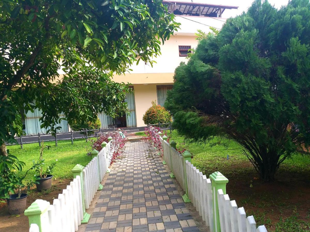 Hotel Tk Green Garden Matara Ngoại thất bức ảnh